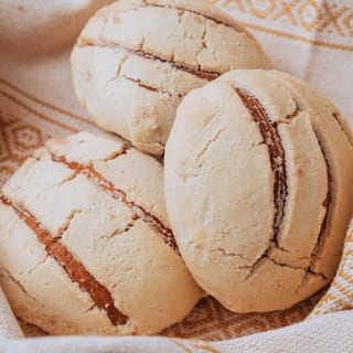 Concha [Mexican Vanilla Bread]