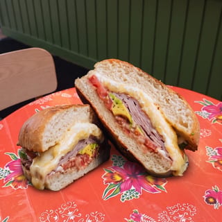 El Chavo Torta (Ham and Cheese)